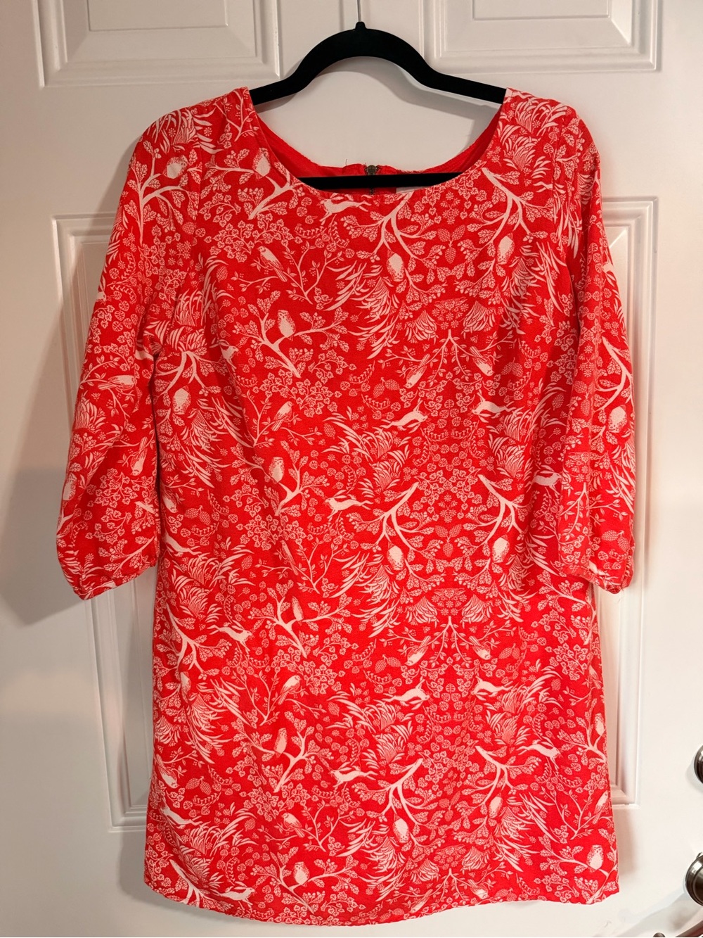 Old Navy Red and White Floral Long-Sleeve Shift Dress